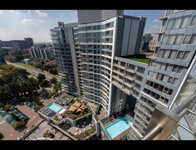 2 BEDROOM PROPERTY TO RENT IN BENMORE GARDENS